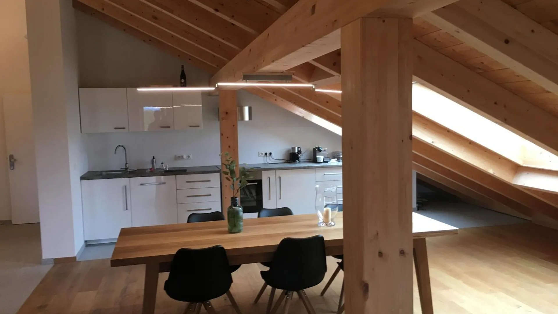Ferienwohnungen Reschenhof Rosenheim Apartment